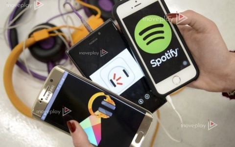 Como colocar minha musica no Dezzer, Itunes, Imusic, Spotify, e mais outras 200 plataformas de musica? - Para Cantores